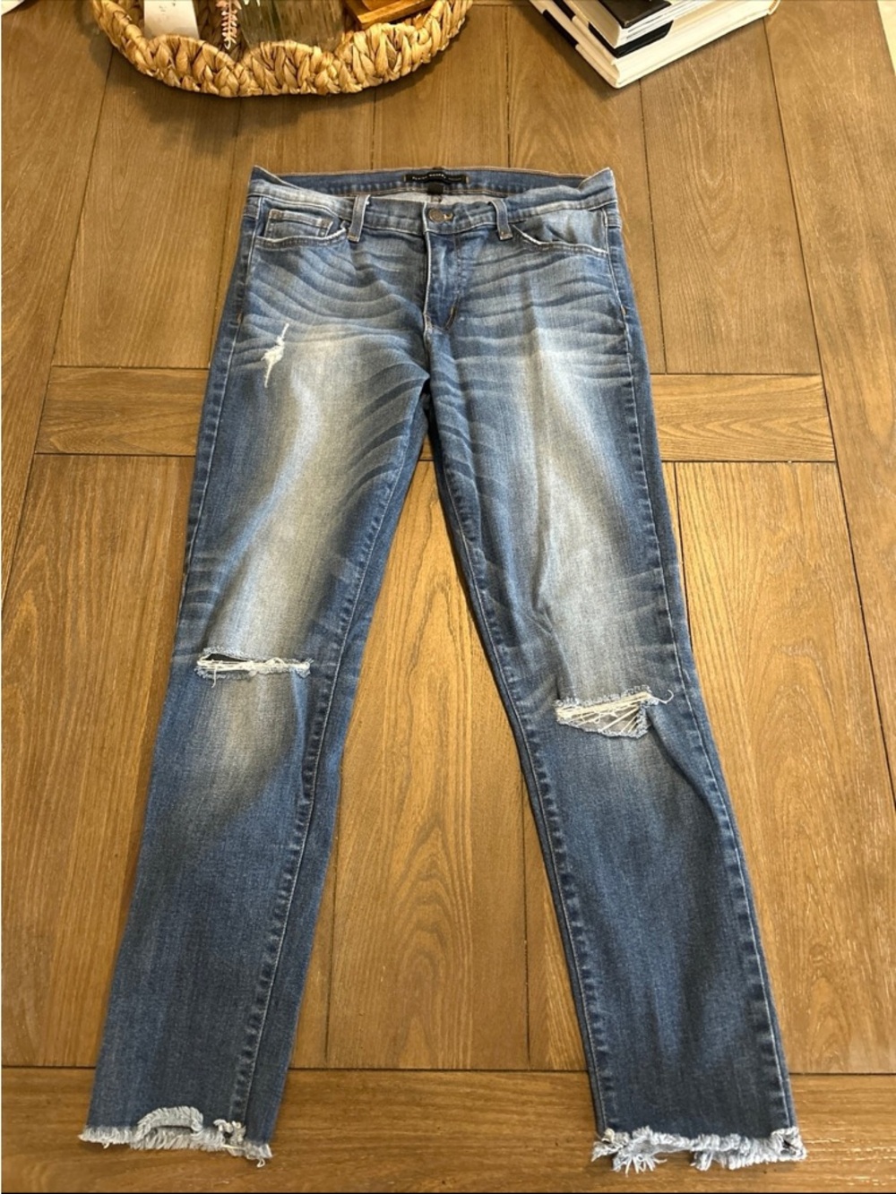 Flying Monkey Distressed Cropped Ankle Jeans in Light Blue Wash